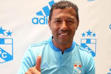 Palacios aconseja a Raffo: “Antes de contratar, hay que revisar la hoja de vida del jugador”