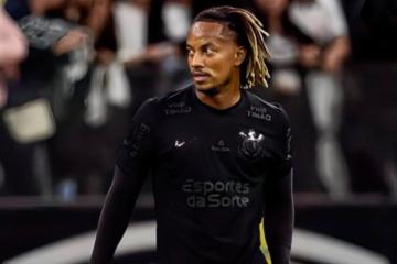 Con Carrillo, Corinthians igualó en su visita a Botafogo