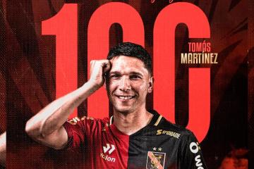 FBC Melgar felicitó a Tomás Martínez tras llegar a 100 partidos