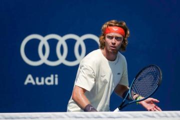 Rublev debutó con victoria en el Masters 1000 de Canadá