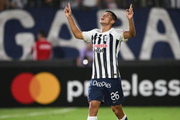 Navarro: "Nuestra intención es incorporar a Serna pero no depende exactamente de Alianza Lima"