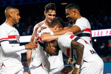 Sao Paulo sacó ventaja ante Athletico Paranaense en octavos de la Copa de Brasil