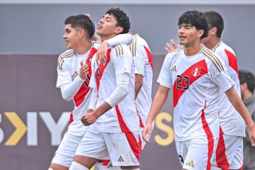 (FOTOS | VIDEO) Selección peruana sub 16 goleó a Costa Rica en partido amistoso