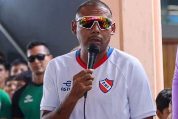 Estudiantil CNI ratifica a Abel Lobatón como técnico para la Fase Final de la Liga 3