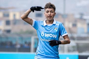 (FOTOS) Con doblete de Murcia, Sporting Cristal venció a FC Killas por Liga Femenina