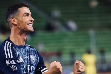 Al Nassr debutó goleando a Al Taawon en la liga saudí