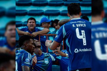 Barco fue titular en la victoria agónica de Emelec ante Libertad
