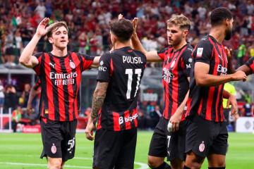 Debut con triunfo: Milan venció a Bari y avanzó en la Copa Italia
