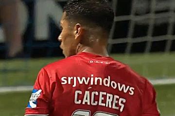 Jefferson Cáceres debutó en Escocia en la derrota de Dunfermline ante Raith