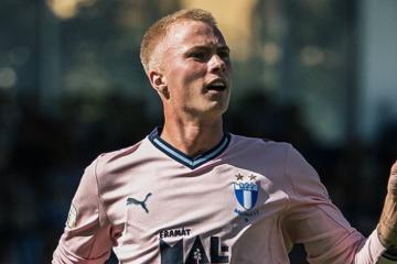 Malmö clasificó a la fase de grupos de la Europa League tras vencer 2-0 al Sigma Olomouc