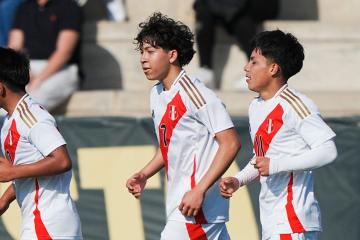 (FOTOS) Selección peruana Sub 15 venció 2-0 a Bolivia en amistoso