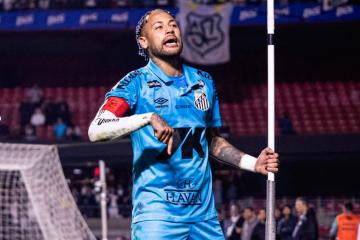 Con doblete de Neymar, Santos venció a Juventude
