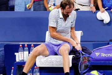 Medvedev multado con más de 40 mil dólares tras polémico episodio en el US Open