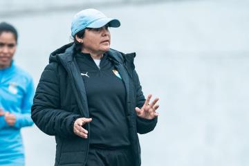 Ayres: "Sentimos que el arbitraje hoy nos robó el partido"