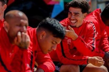 Con Leo Díaz entre los suplentes, Leixões goleó a Felgueiras por la Segunda de Portugal