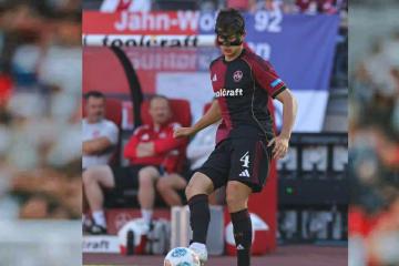 Fabio Gruber fue titular en la caída del Nuremberg ante Karlsruher por el ascenso alemán