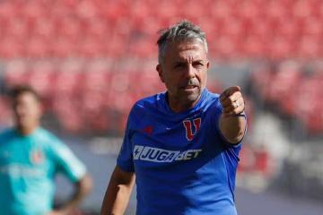 Conoce por qué el DT de U. de Chile se mostró descontento con su directiva