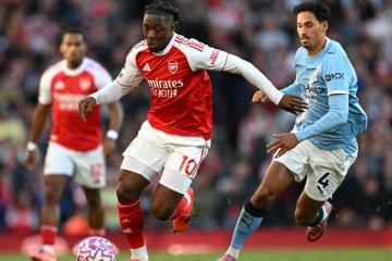 Arsenal salvó empate en el final ante Manchester City