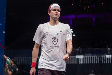 Diego Elías alista su debut en la temporada 2025/2026 del PSA Squash Tour