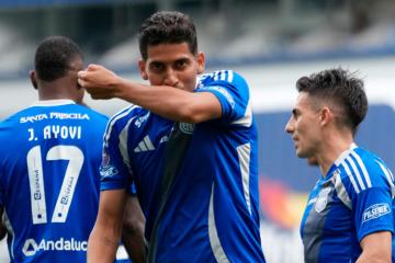 Barco ingresó en goleada de Emelec ante El Nacional por la Serie A de Ecuador