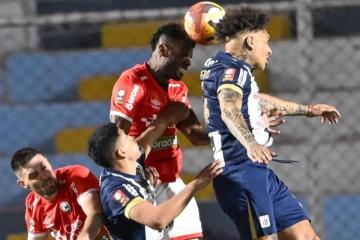 Guerrero: "No voy hablar del árbitro, creo que nosotros pudimos haber dado un poco más"