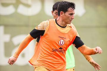 Vélez: “Alegres por el triunfo, pero a la vez ya pensando en Alianza Atlético”
