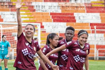 UNSAAC goleó en casa a FC Killas