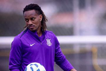 ¡Buenas noticias! André Carrillo se alista para reaparecer en Corinthians