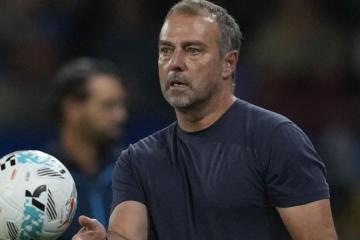 Flick: "Hemos concedido demasiado porque estábamos cansados"