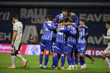 Con Pérez Vinlof, Dínamo Zagreb cayó con Lokomotiva Zagreb por la liga croata
