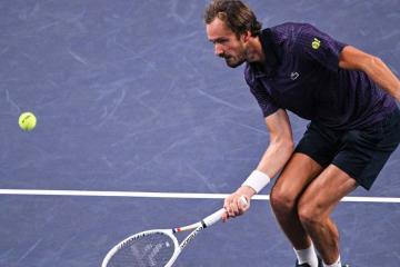 Medvedev debutó con triunfo en ATP de Almaty