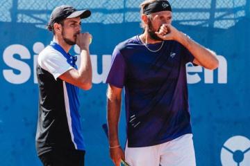 ¡Siguen en racha negativa! Merino y Negritu fueron eliminados en torneo alemán