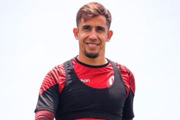 Pérez Guedes: “Para estar en un club como la ‘U’ hay que estar al 100 y predispuesto del lugar que te toque”