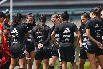 La Bicolor Femenina lista para su debut ante Colombia en la Liga de Naciones Conmebol