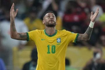 Neymar: "Estoy entrenándome para ayudar a Brasil a ganar el Mundial otra vez"