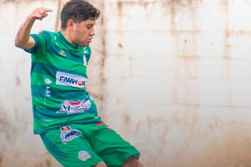 Unión Santo Domingo venció 1-0 a Universitario en la ida de los cuartos de final de la Liga 3