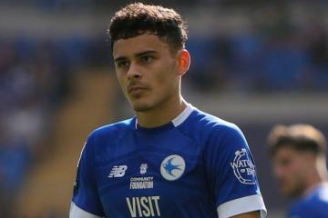 Robertson jugó en triunfo del Cardiff City en la Carabao Cup