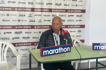 Mosquera: "Tengo muchos años en el fútbol y lo que he visto hoy ha sido un abuso"