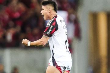 Flamengo goleó a Sport Recife y sigue de líder en el Brasileirao