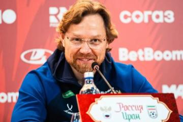 DT de Rusia: "Serán partidos duros contra Perú y Chile"