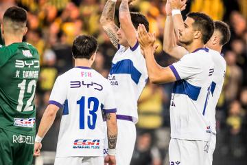 Saravia fue titular en la caída de Defensor Sporting ante Peñarol