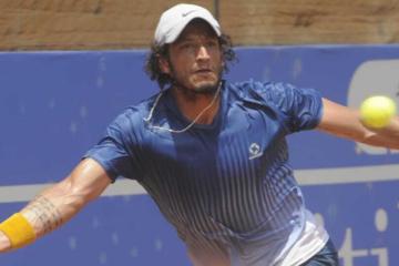 Arklon Huertas del Pino cayó en tres sets y quedó fuera del Guayaquil Challenger