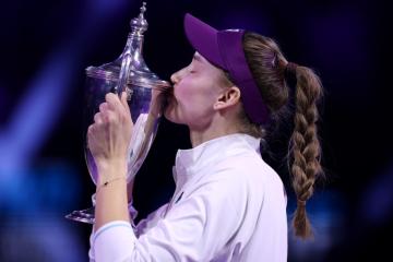 Rybakina se coronó campeona del WTA Finals