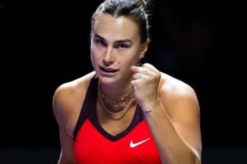 Sabalenka venció a Gauff y avanzó en el WTA Finals