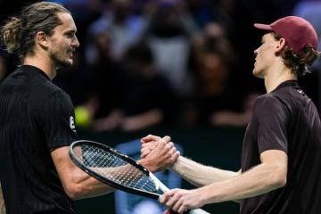 ¡Habrá nuevo campeón! Sinner aplastó a Zverev en 'semis' del Masters 1000 de París