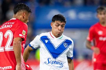 Argentinos Juniors venció a Vélez y se metió a ‘cuartos’ de la liga argentina