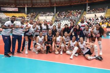 Deportivo Wanka logró su primera victoria en la Liga Peruana de Vóley