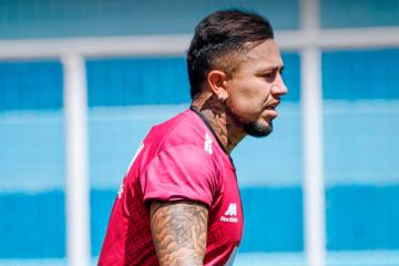 Paolo Fuentes fue anunciado como nuevo jugador de Juan Pablo II