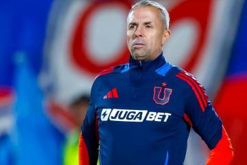 Gustavo Álvarez no seguirá en U de Chile: "Hay un profundo desgaste"