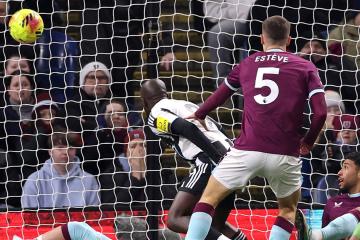 Sonne fue suplente en la caída de Burnley ante Newcastle por la Premier League